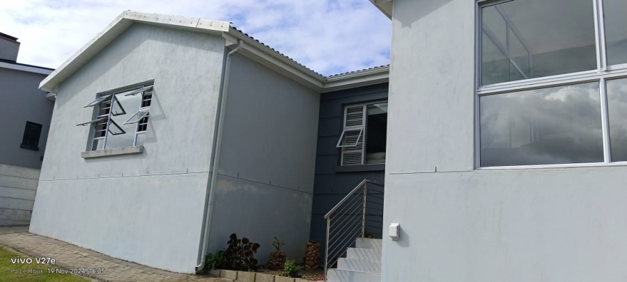 3 Bedroom Property for Sale in Seemeeu Park Western Cape